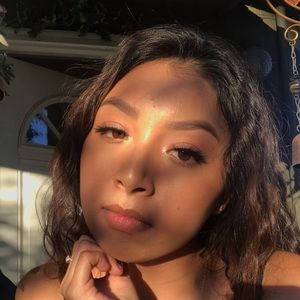 Meet your Posher, Aracely